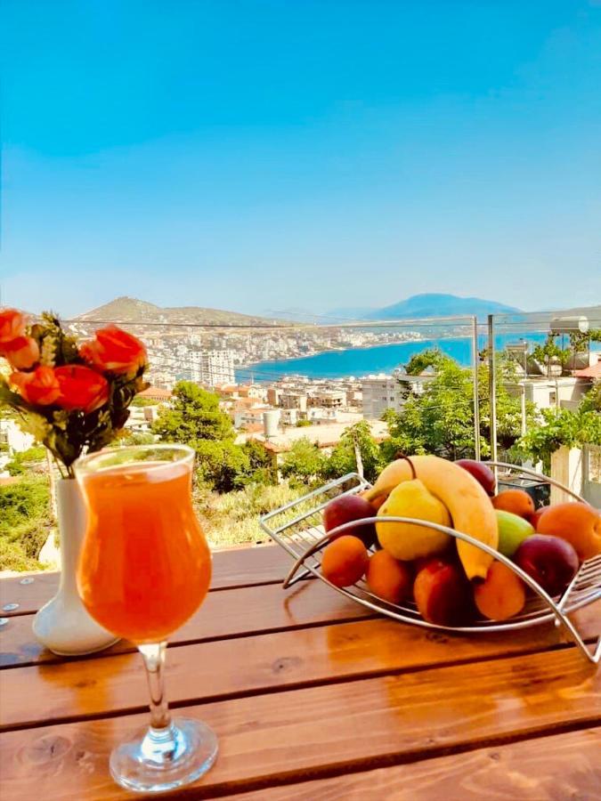 Crown Deluxe Apartments Sarande Bagian luar foto