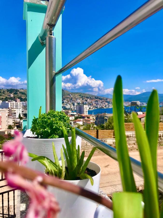 Crown Deluxe Apartments Sarande Bagian luar foto